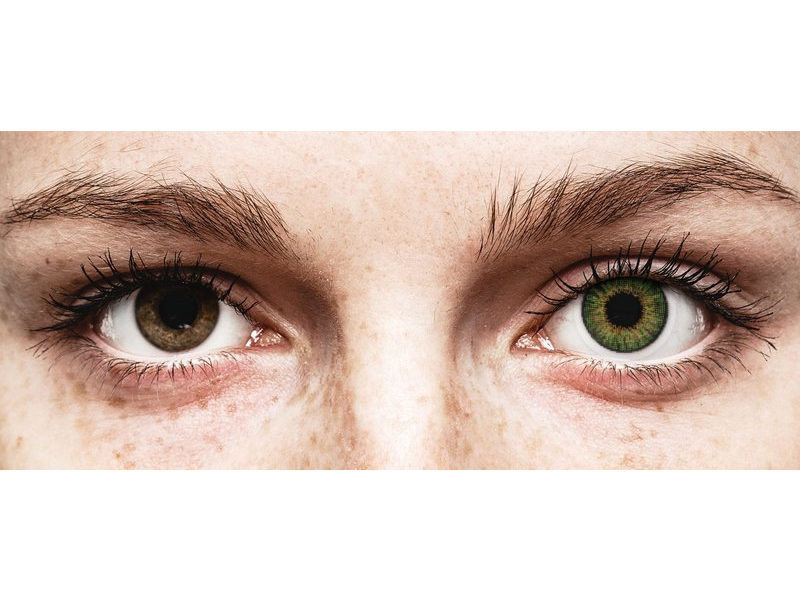 Green контактные линзы - натуральный эффект - Air Optix (2 месячные цветные линзы)