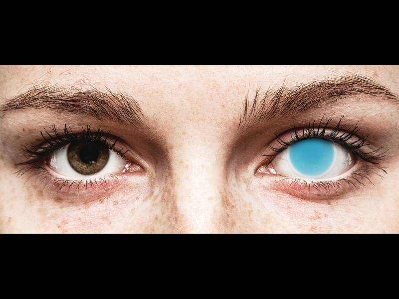 Electric Blue Glow контактные линзы - ColourVue Crazy (2 цветные линзы)